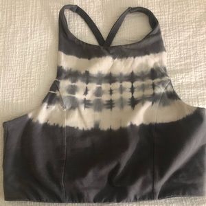 CHILL•PLAY•MOVE - Aerie High Neck Sports Bra!